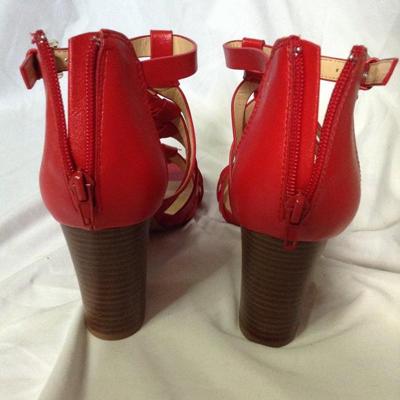 Ruby red cross up dsw shoe - Picture 7 of 7